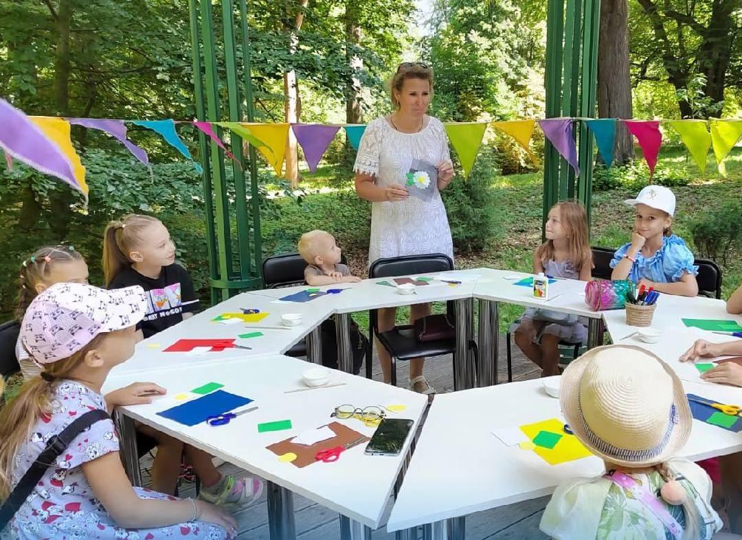 В Янтарном в парке имени М.Беккера прошла очередная акция «Культурная суббота». В Янтарном в парке имени М.Беккера прошла очередная акция «Культурная суббота».