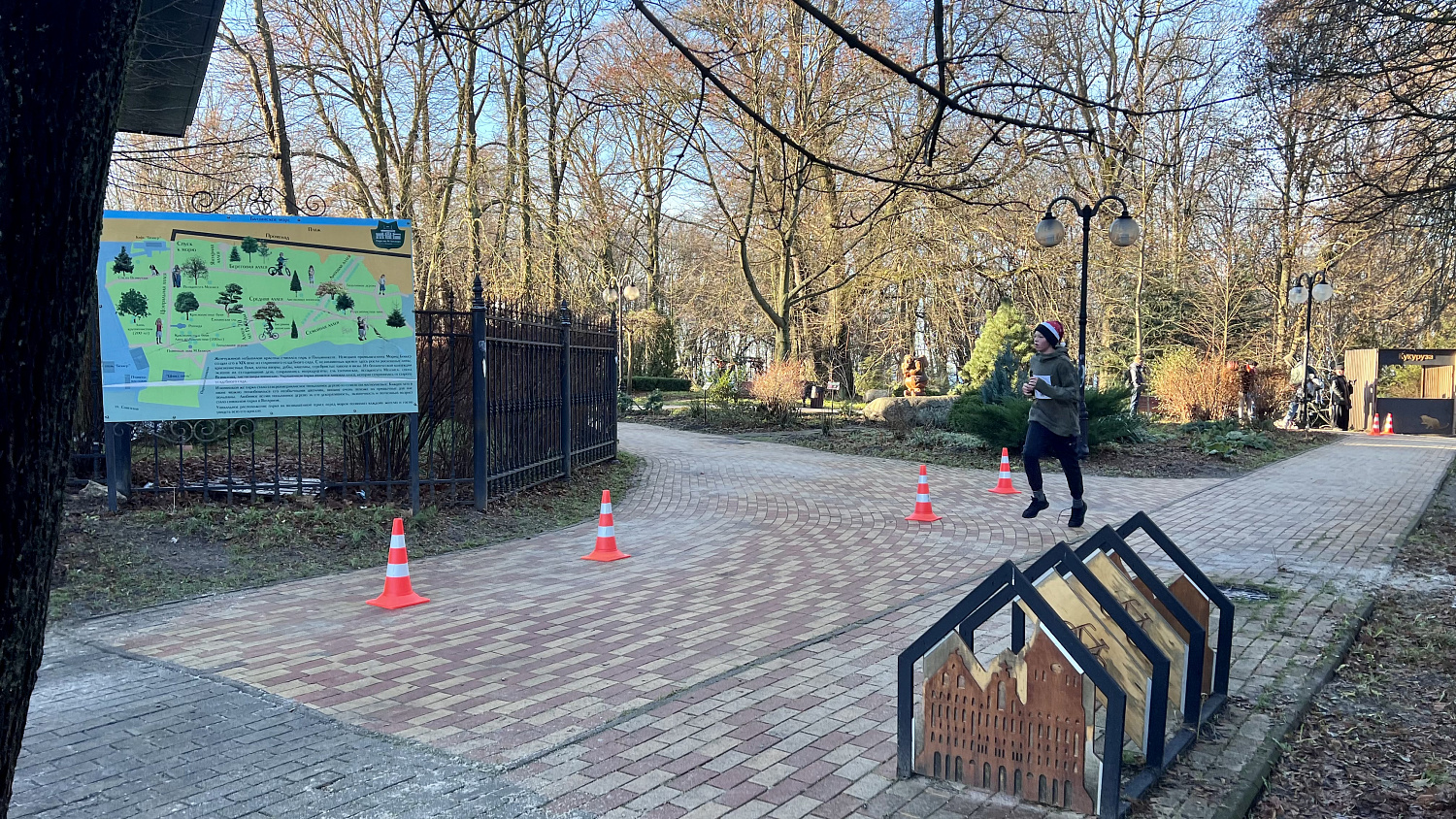 В минувшую субботу прошел долгожданный забег Дедов Морозов. Было солнечно, морозно и весело!